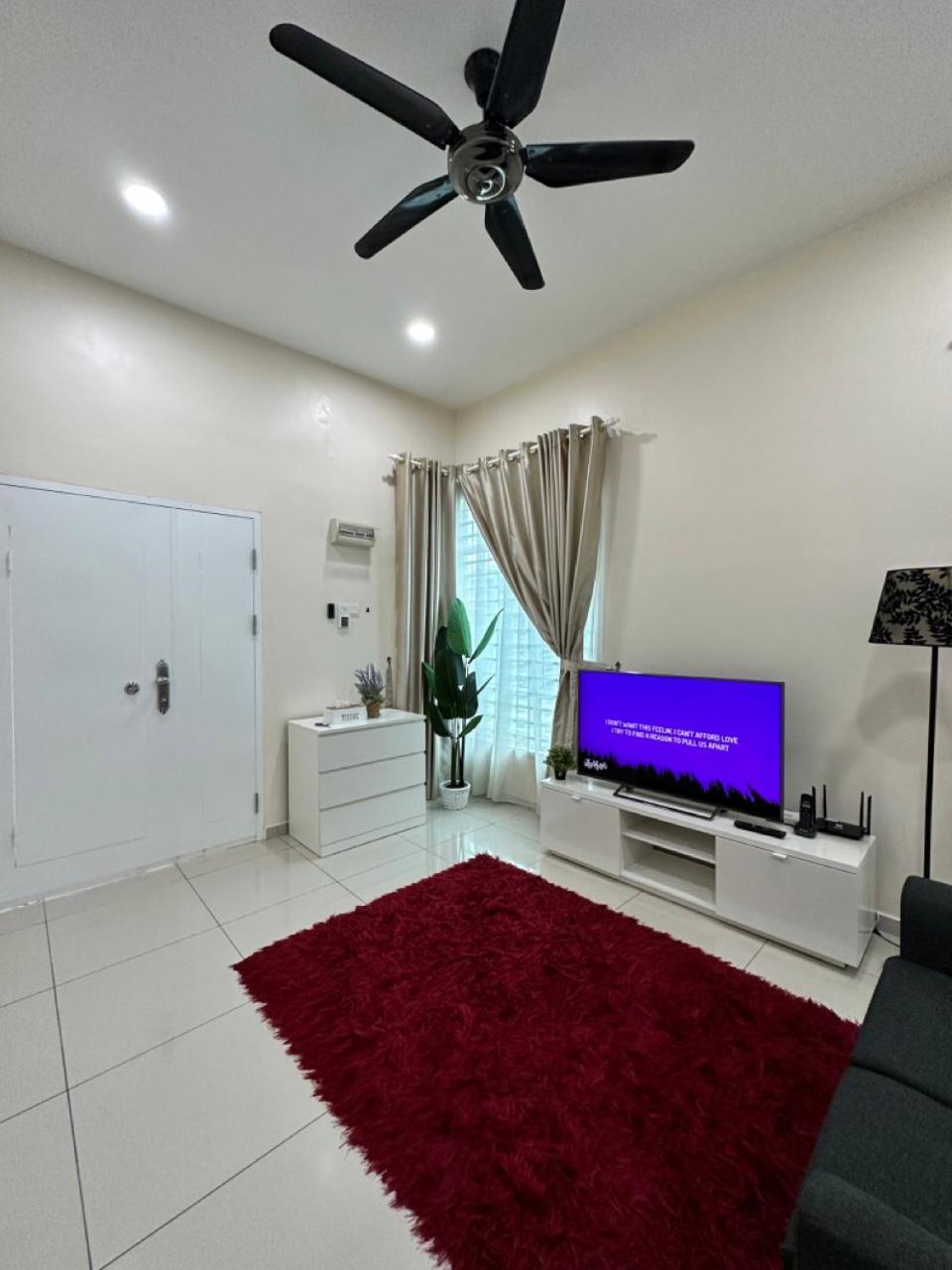 Rumahku Homestay, Taman Jasin Perdana Buitenkant foto