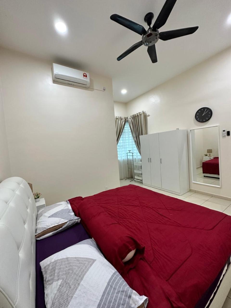 Rumahku Homestay, Taman Jasin Perdana Buitenkant foto
