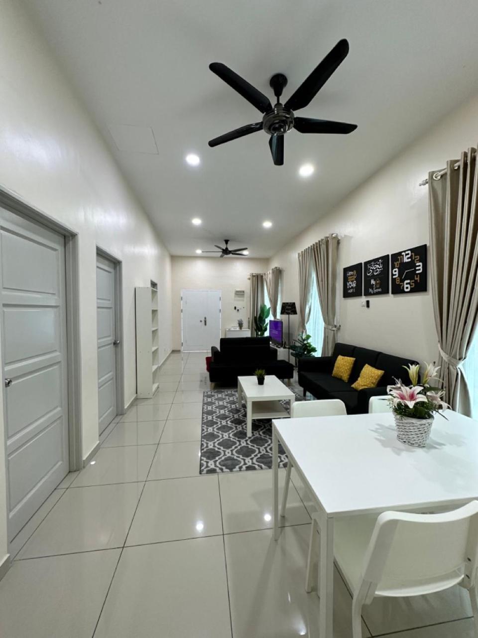 Rumahku Homestay, Taman Jasin Perdana Buitenkant foto